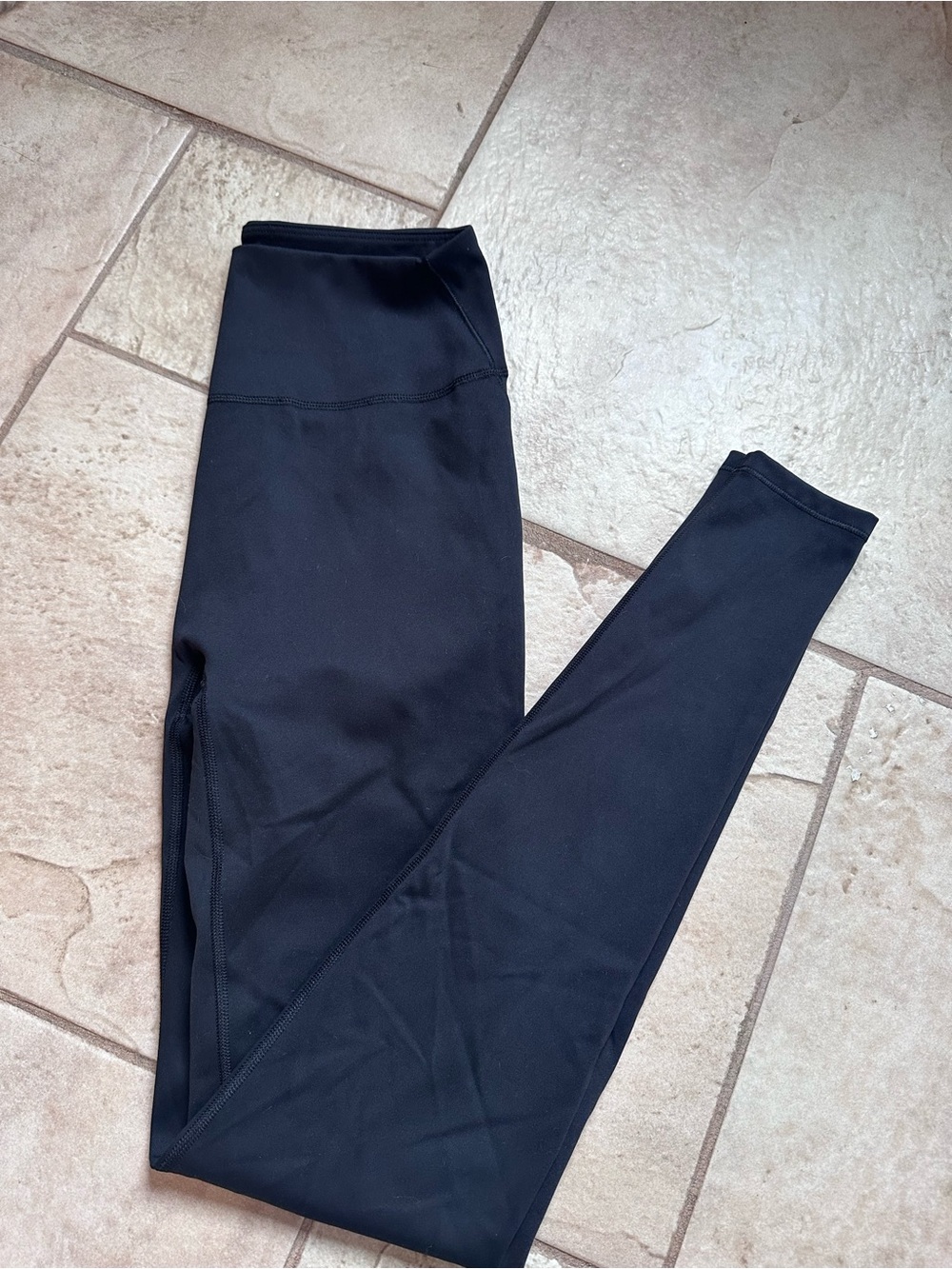 SKIMS Black High-Rise Performance Leggings